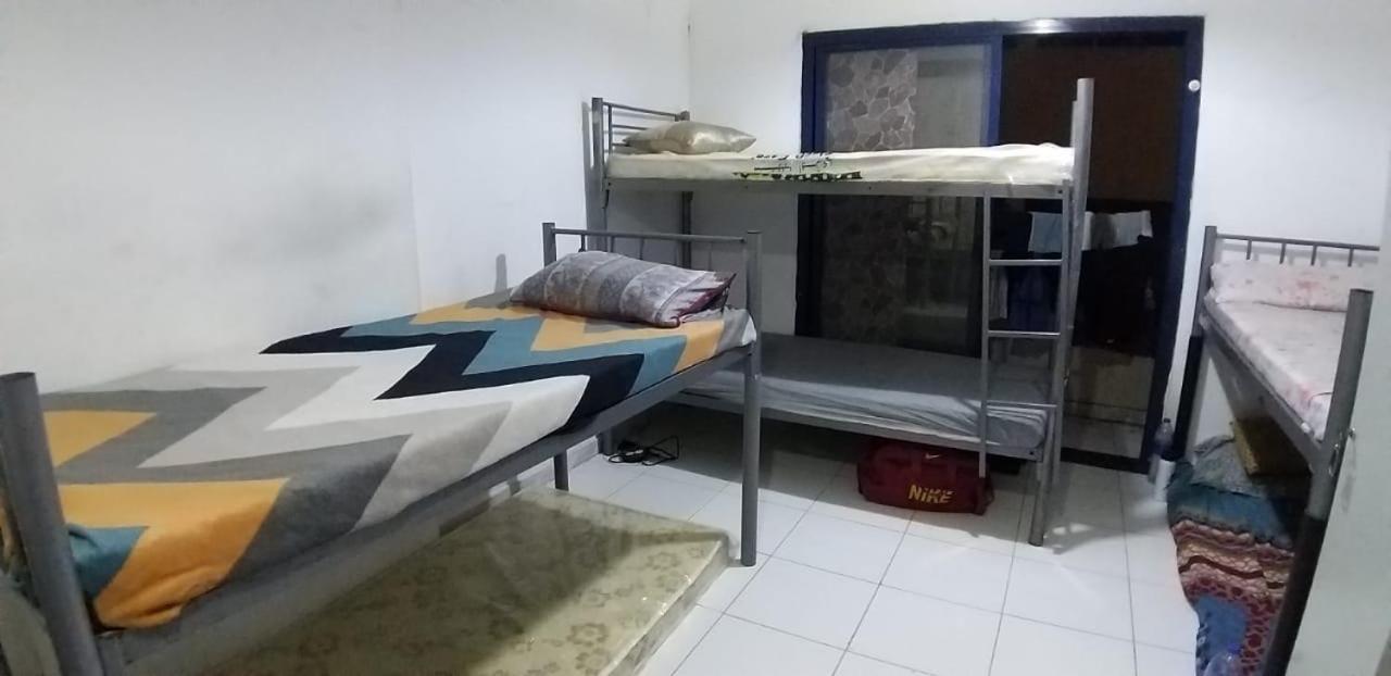 Partition Small Room For Single Male Homestay *